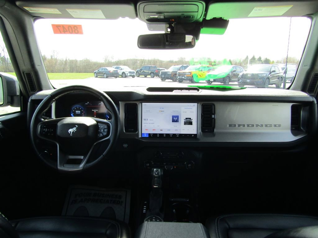 Used 2025 Ford Bronco Outer Banks AWD/4WD image 17