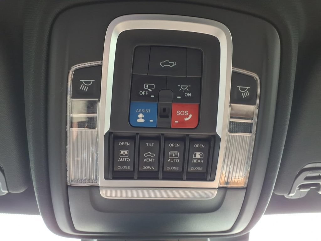 Used 2021 RAM 1500 Limited AWD/4WD image 27