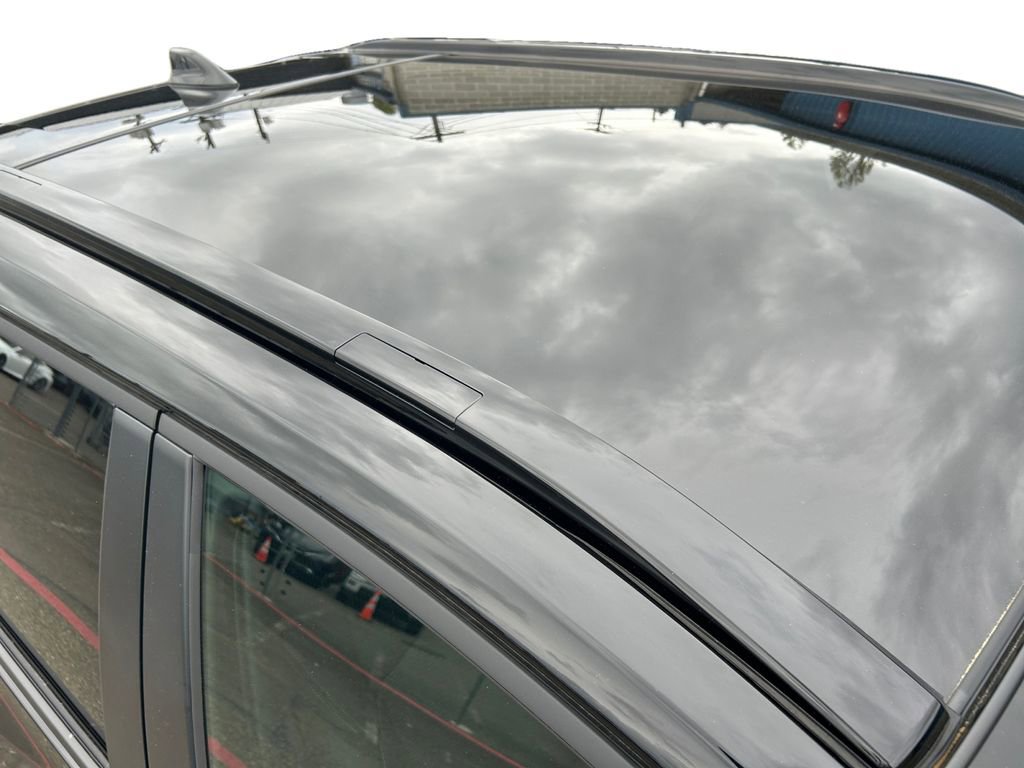 Used 2025 Toyota bZ4X FWD image 28