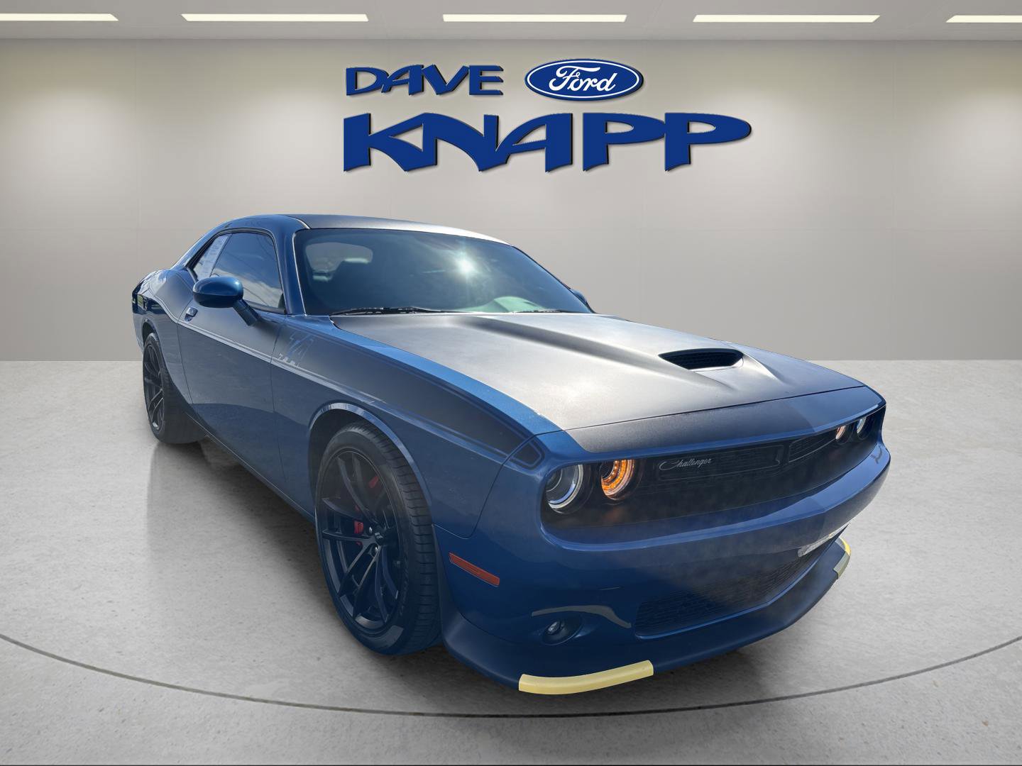 Used 2023 Dodge Challenger R/T w/ T/A Package image 14