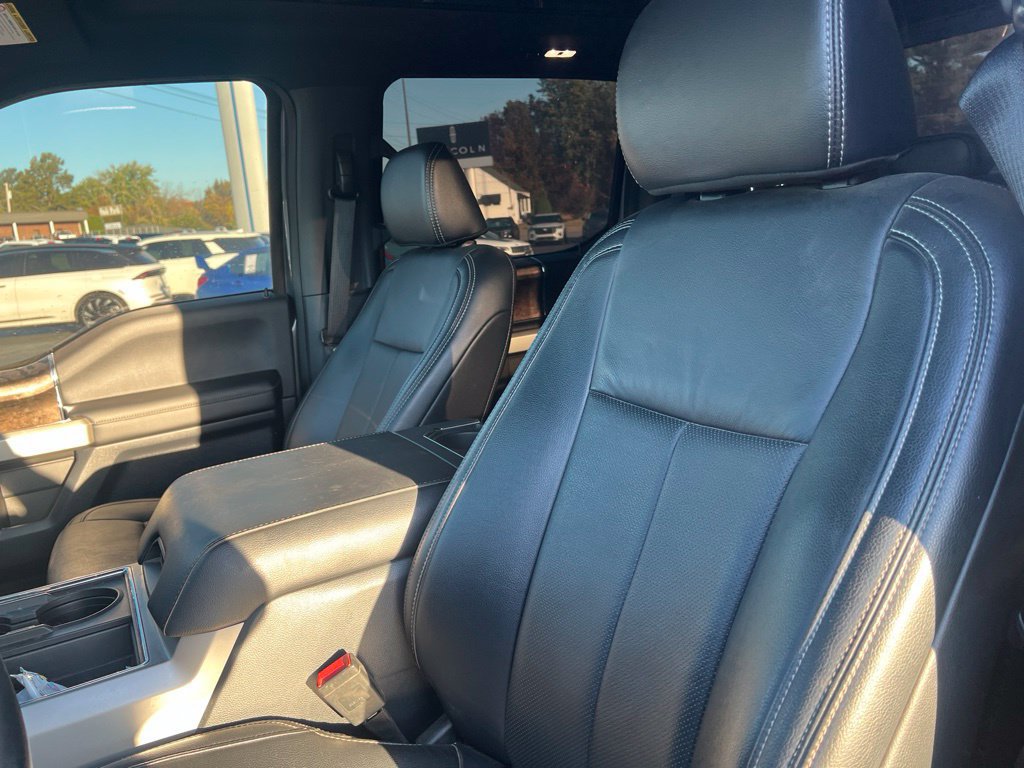 Used 2022 Ford F250 Lariat w/ Lariat Ultimate Package AWD/4WD image 12
