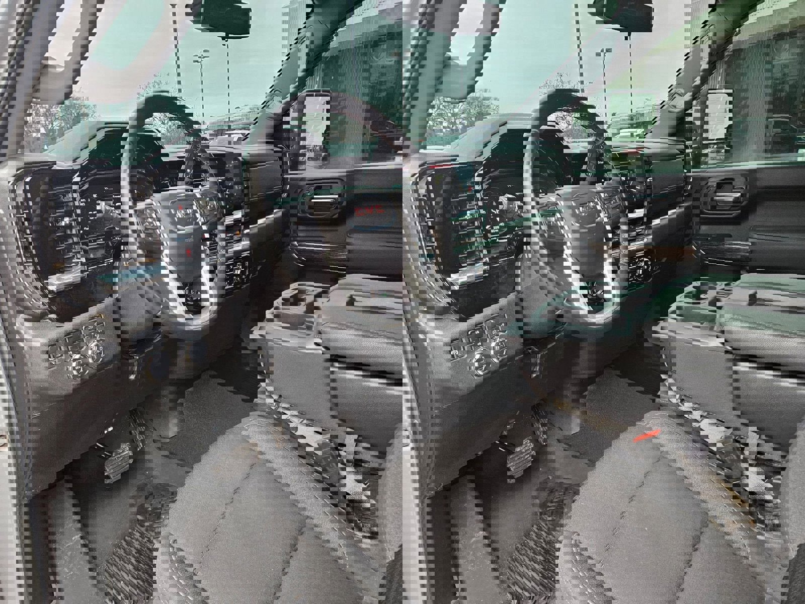 Used 2025 GMC Sierra 2500 SLE w/ SLE Convenience Package image 37