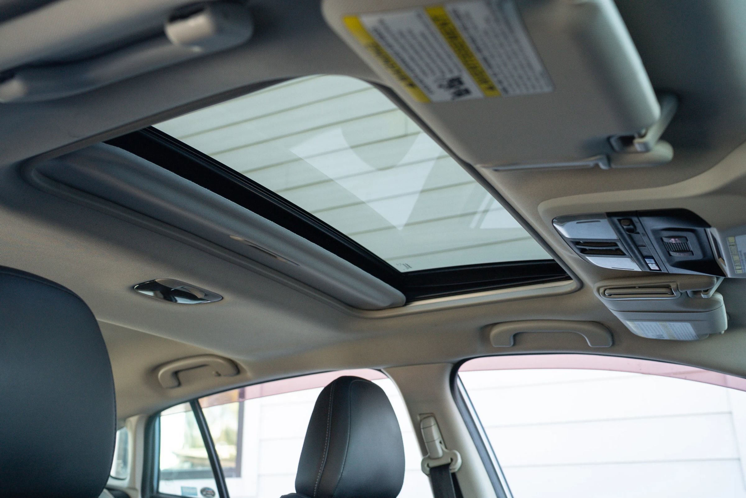 Used 2017 Subaru Impreza 2.0i Limited image 24