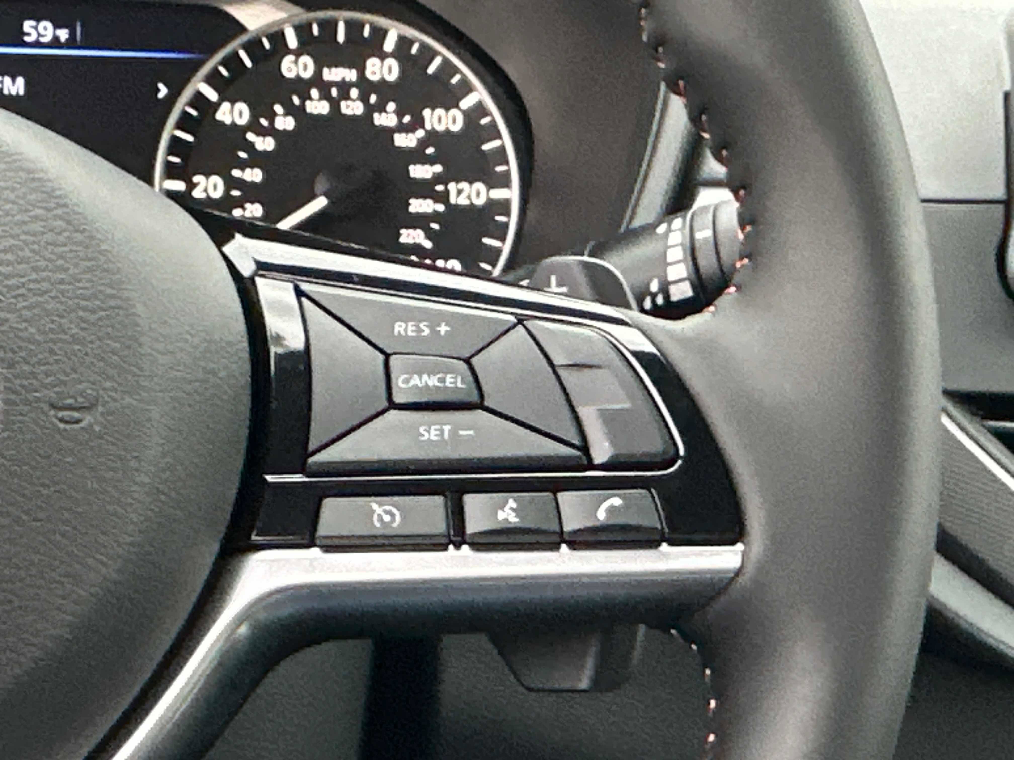 New 2025 Nissan Altima 2.5 SR image 39