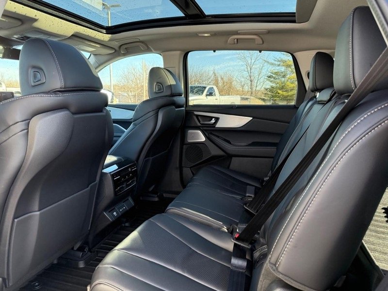 Certified 2025 Acura MDX w/ Technology Package image 5