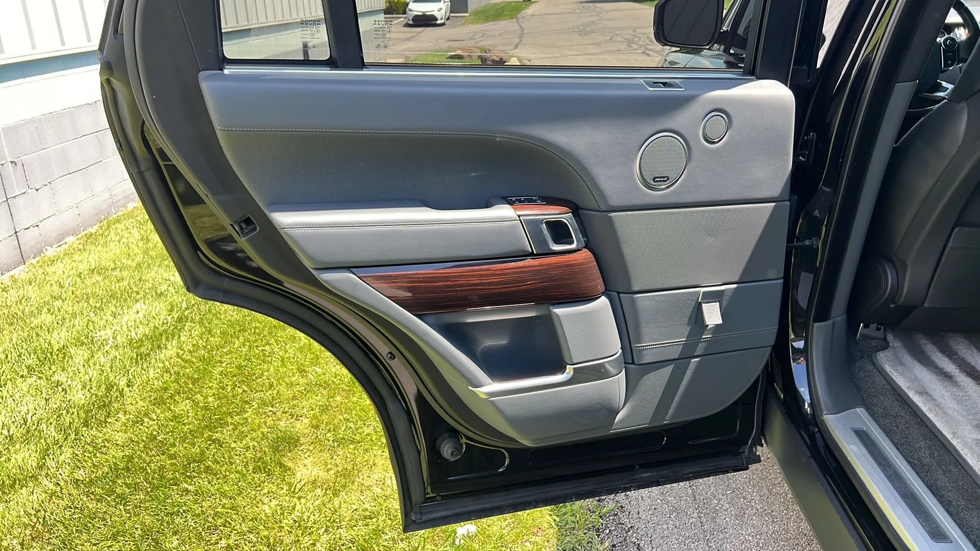 Used 2016 Land Rover Range Rover LWB SV Autobiography AWD/4WD image 28