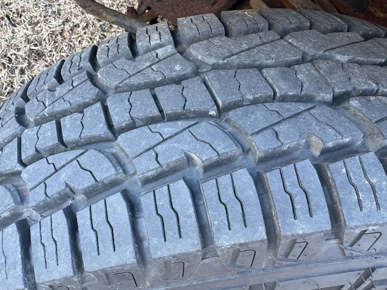 Used 1995 Ford E-150 and Econoline 150 image 18