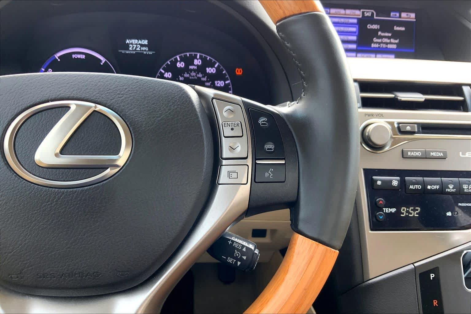 Used 2015 Lexus RX 450h FWD image 25