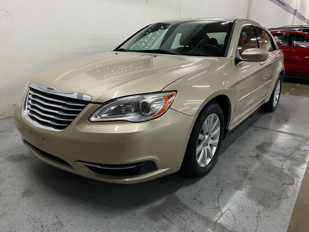 Used 2014 Chrysler 200 Touring image 4