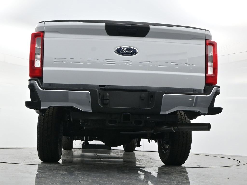 New 2026 Ford F350 XLT image 49