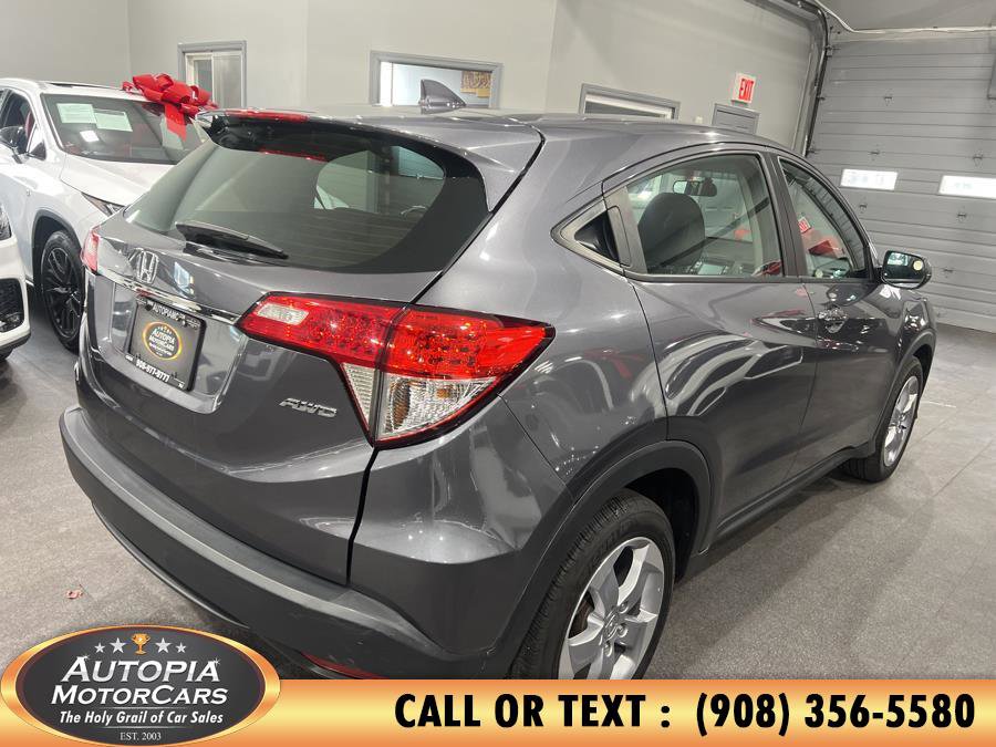 Used 2021 Honda HR-V LX image 7
