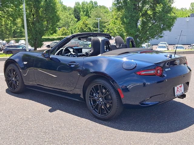 Used 2025 MAZDA MX-5 Miata Club w/ Weather Package RWD image 4