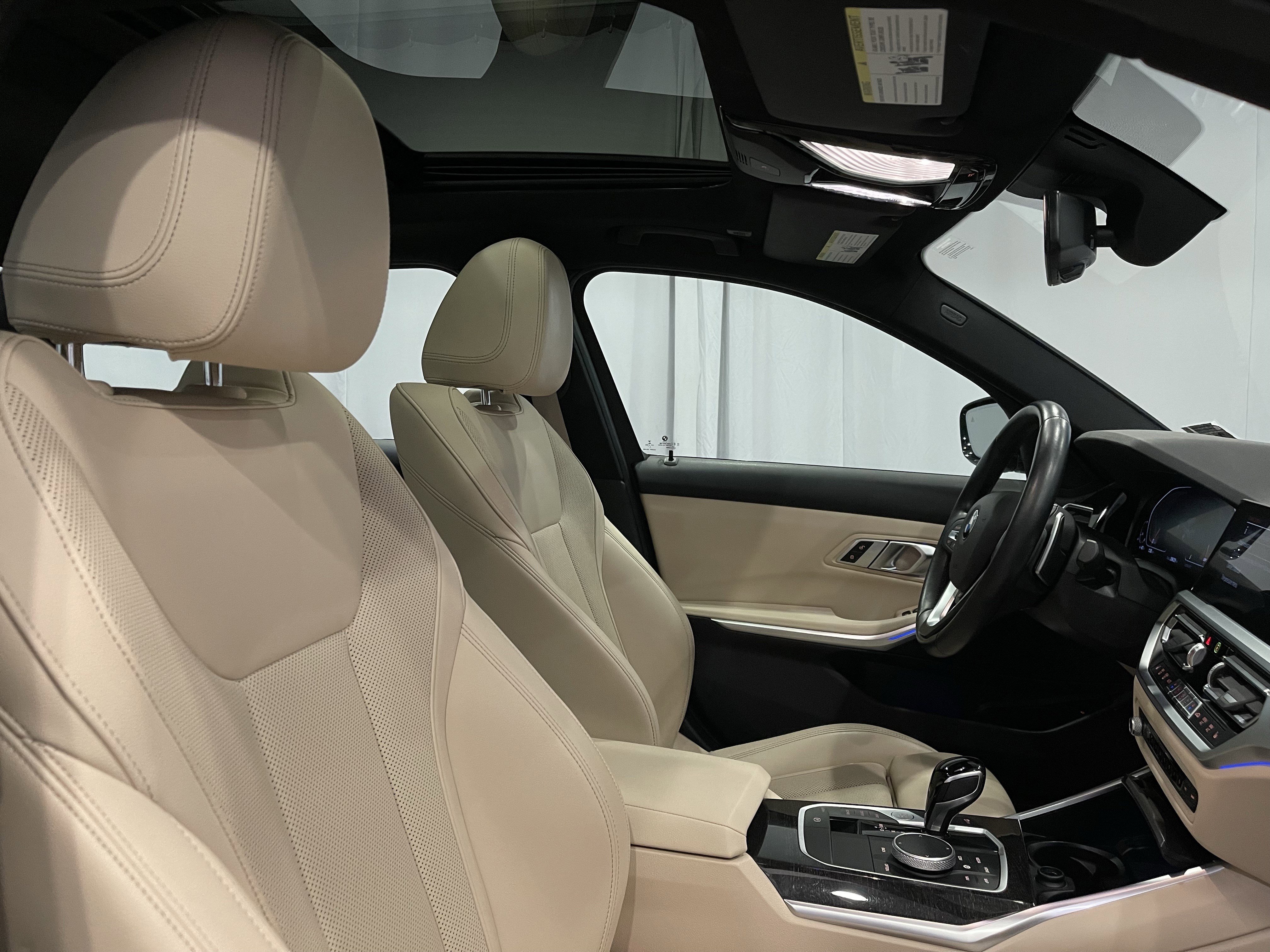 Used 2022 BMW 330i xDrive Sedan w/ Premium Package 2 image 15