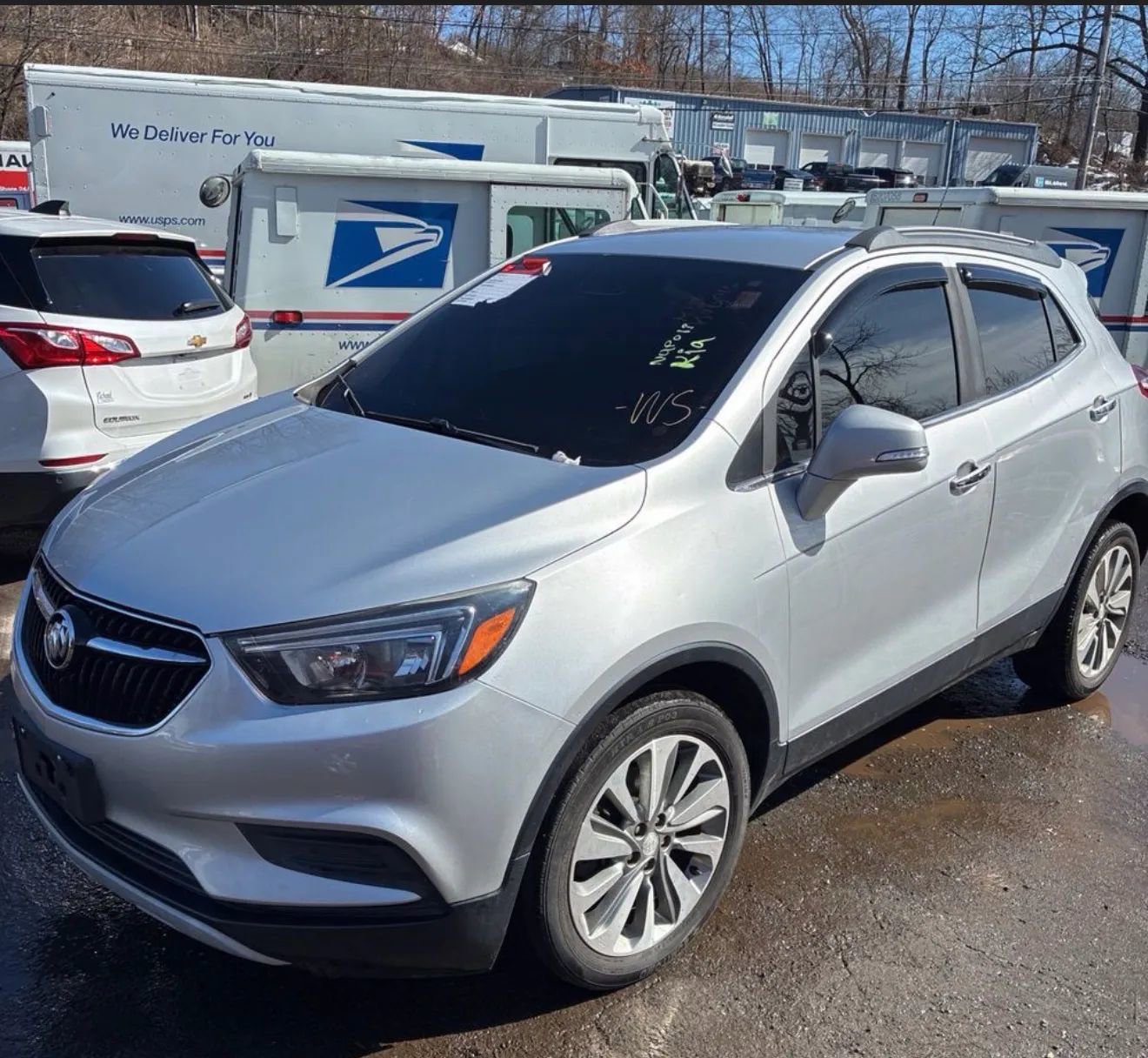 Used 2017 Buick Encore Preferred image 1