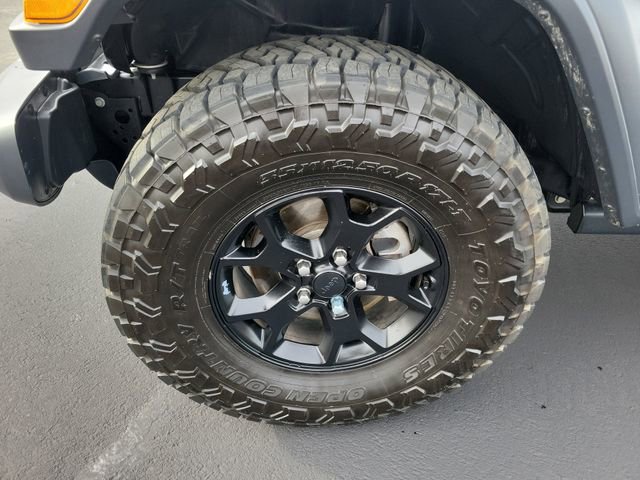 Used 2020 Jeep Wrangler Sport image 30