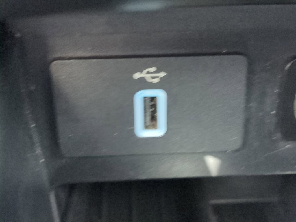 Used 2018 Ford Explorer Limited image 25