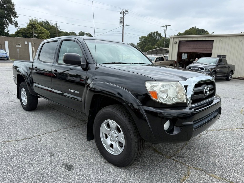 Used 2011 Toyota Tacoma 4x4 Double Cab image 3