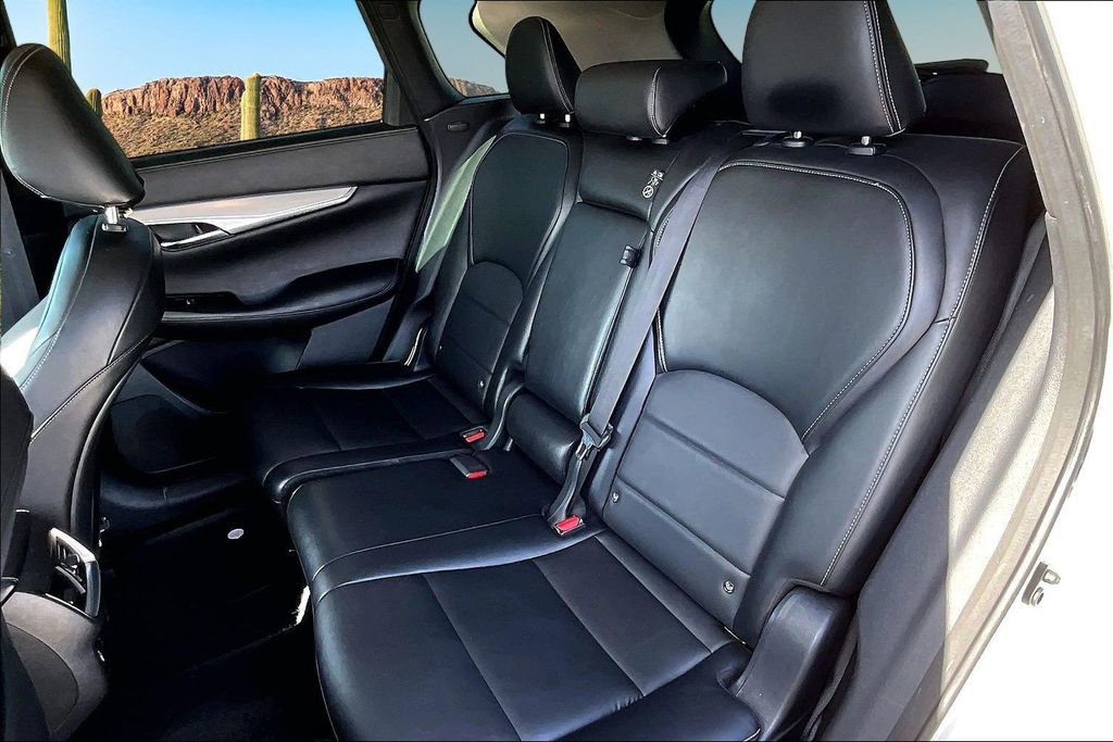 Used 2020 INFINITI QX50 Luxe w/ Cargo Package FWD image 26