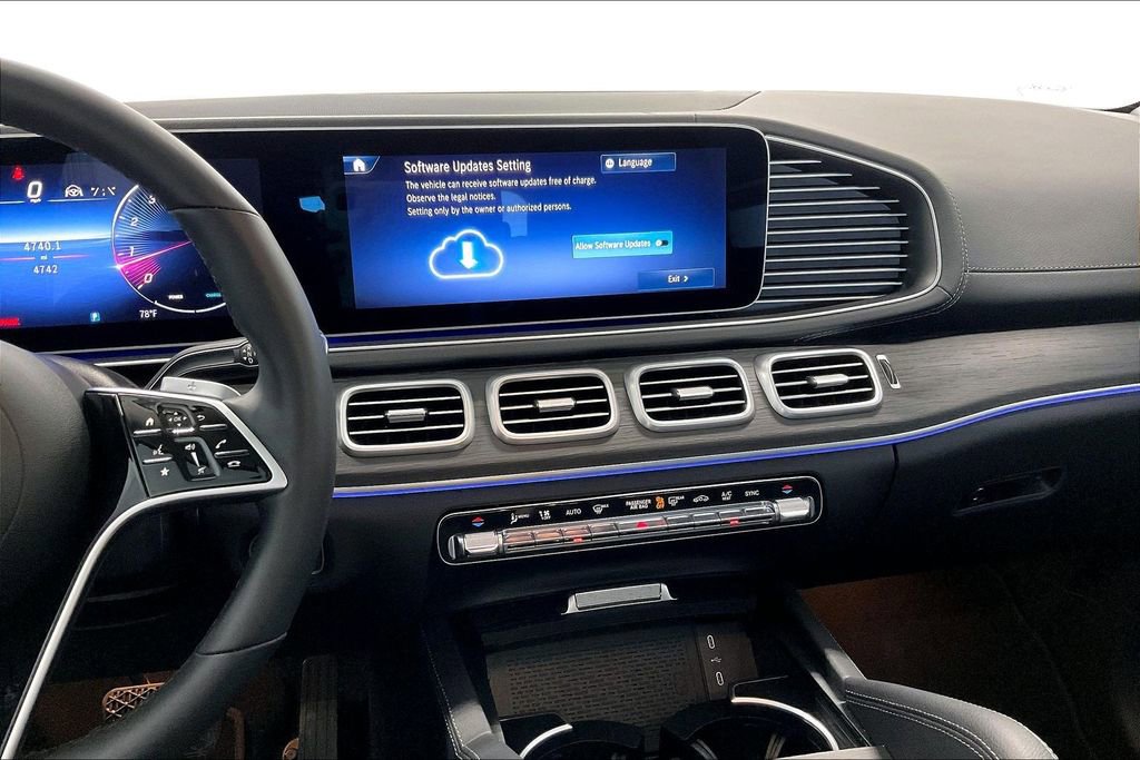 Used 2026 Mercedes-Benz GLS 450 GLS 450 image 6
