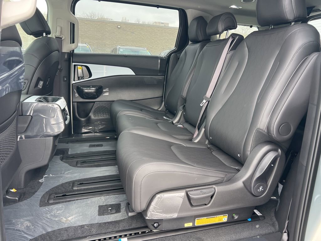 New 2026 Kia Carnival SX image 14