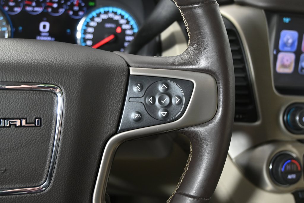Used 2017 GMC Yukon Denali image 40