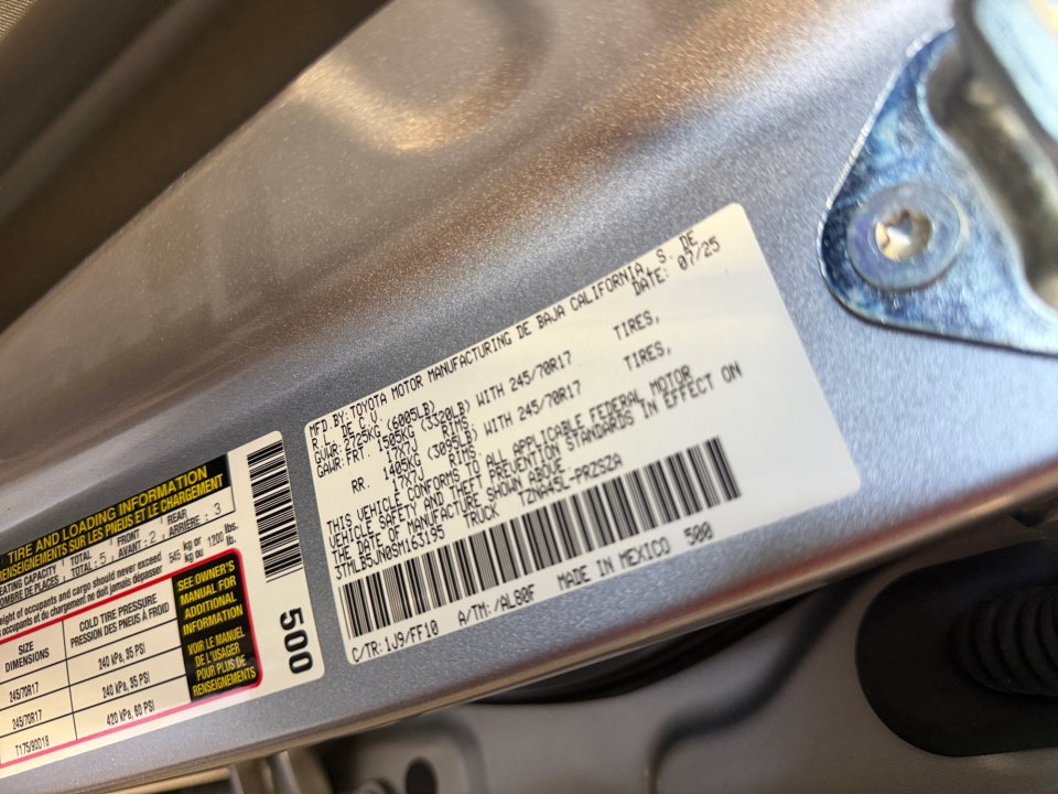 Certified 2025 Toyota Tacoma SR5 AWD/4WD image 39