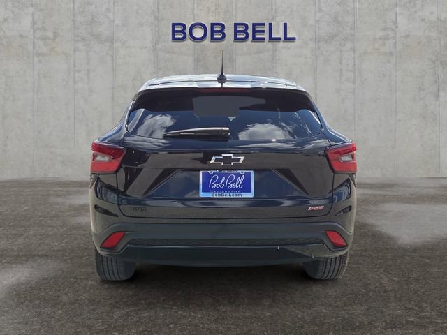 Used 2025 Chevrolet Trax RS w/ Driver Confidence Package image 4