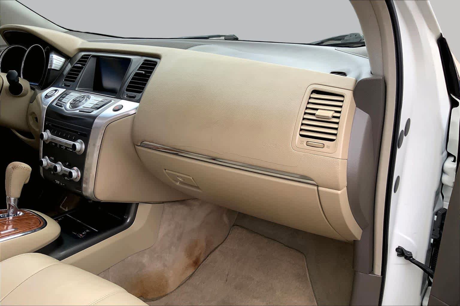 Used 2011 Nissan Murano LE w/ Navigation Pkg FWD image 18