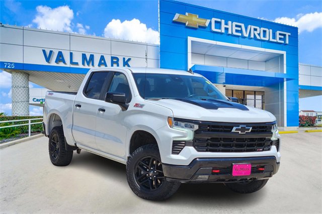 Used 2022 Chevrolet Silverado 1500 LT Trail Boss image 1