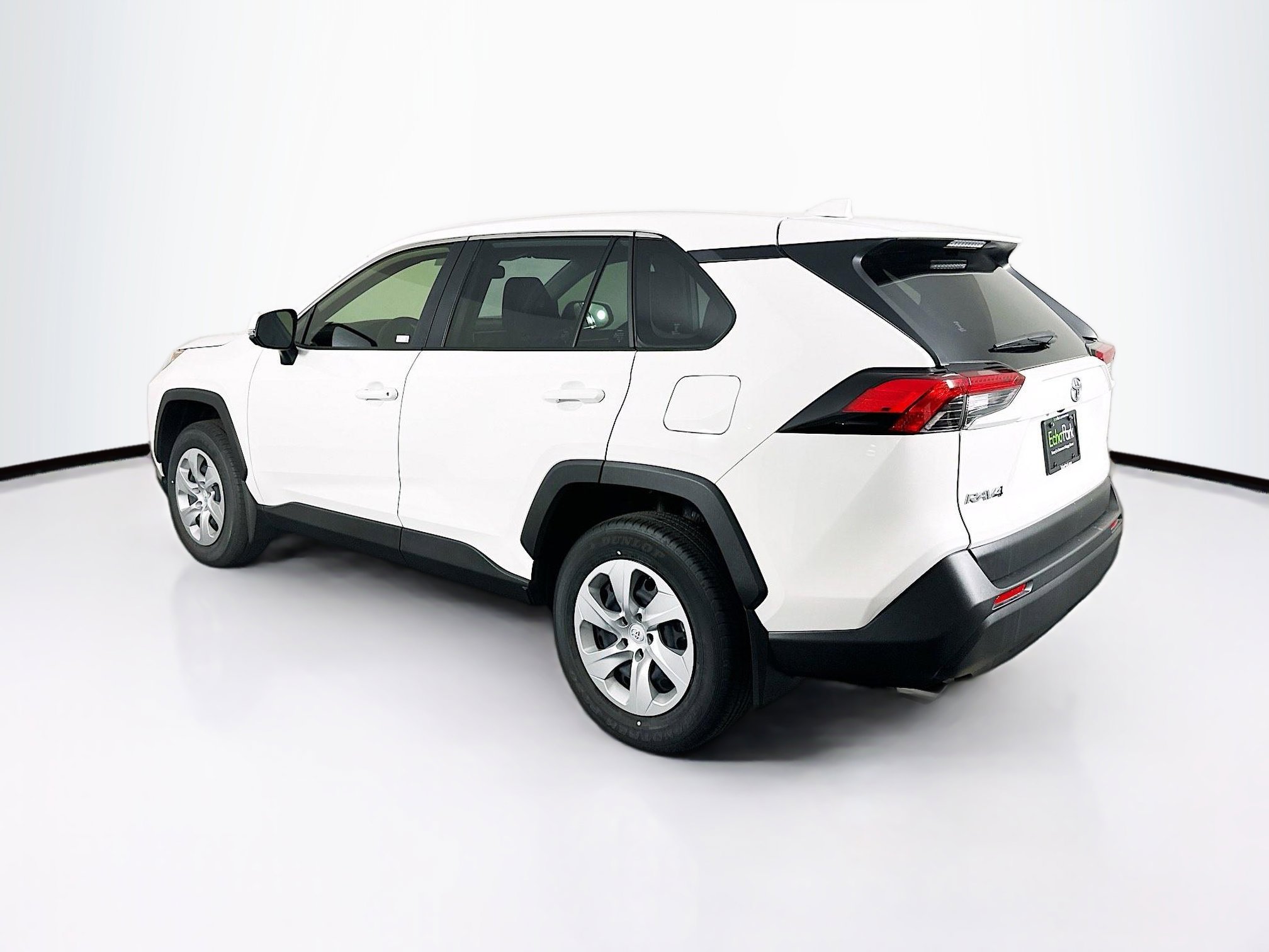 Used 2025 Toyota RAV4 LE image 5