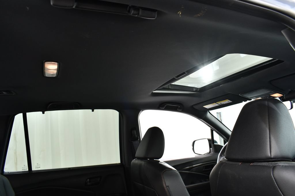 Used 2025 Honda Passport TrailSport image 18