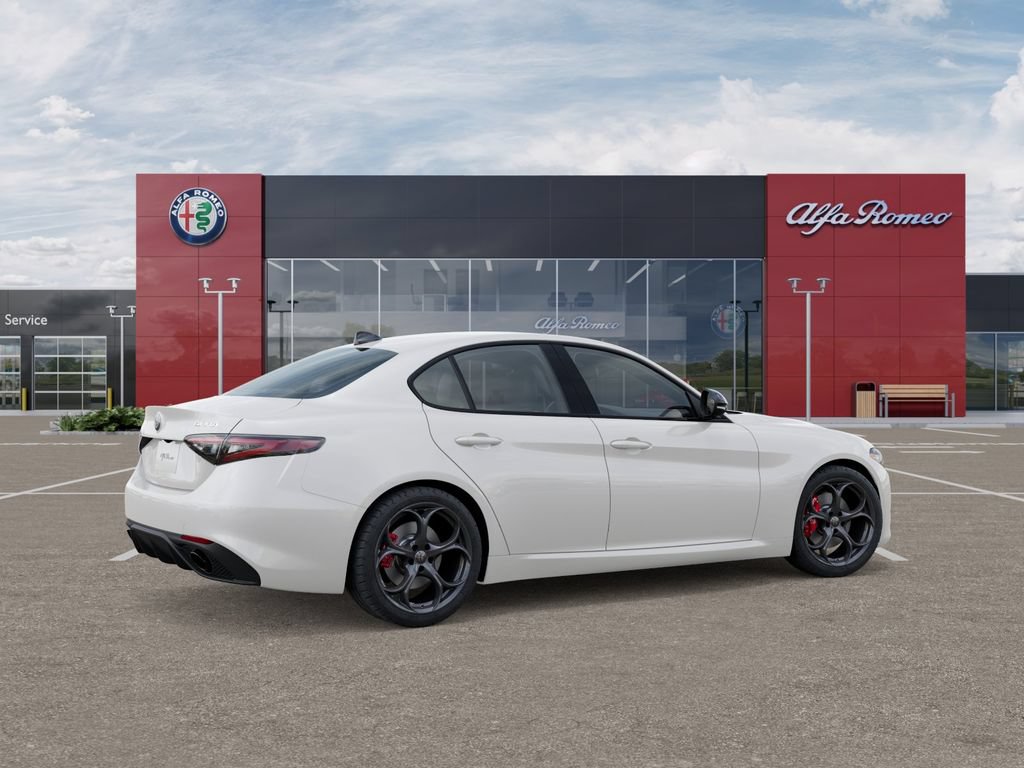 New 2025 Alfa Romeo Giulia w/ Driving Assist Package RWD image 4