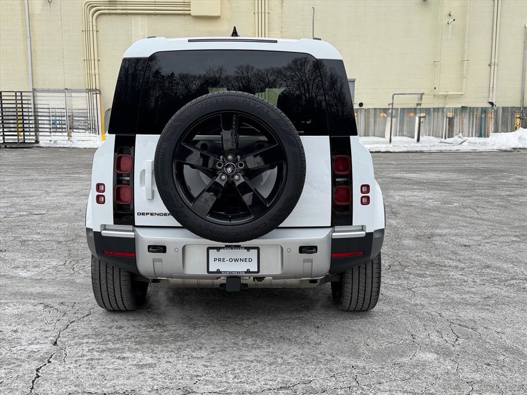 Used 2024 Land Rover Defender 110 S image 3