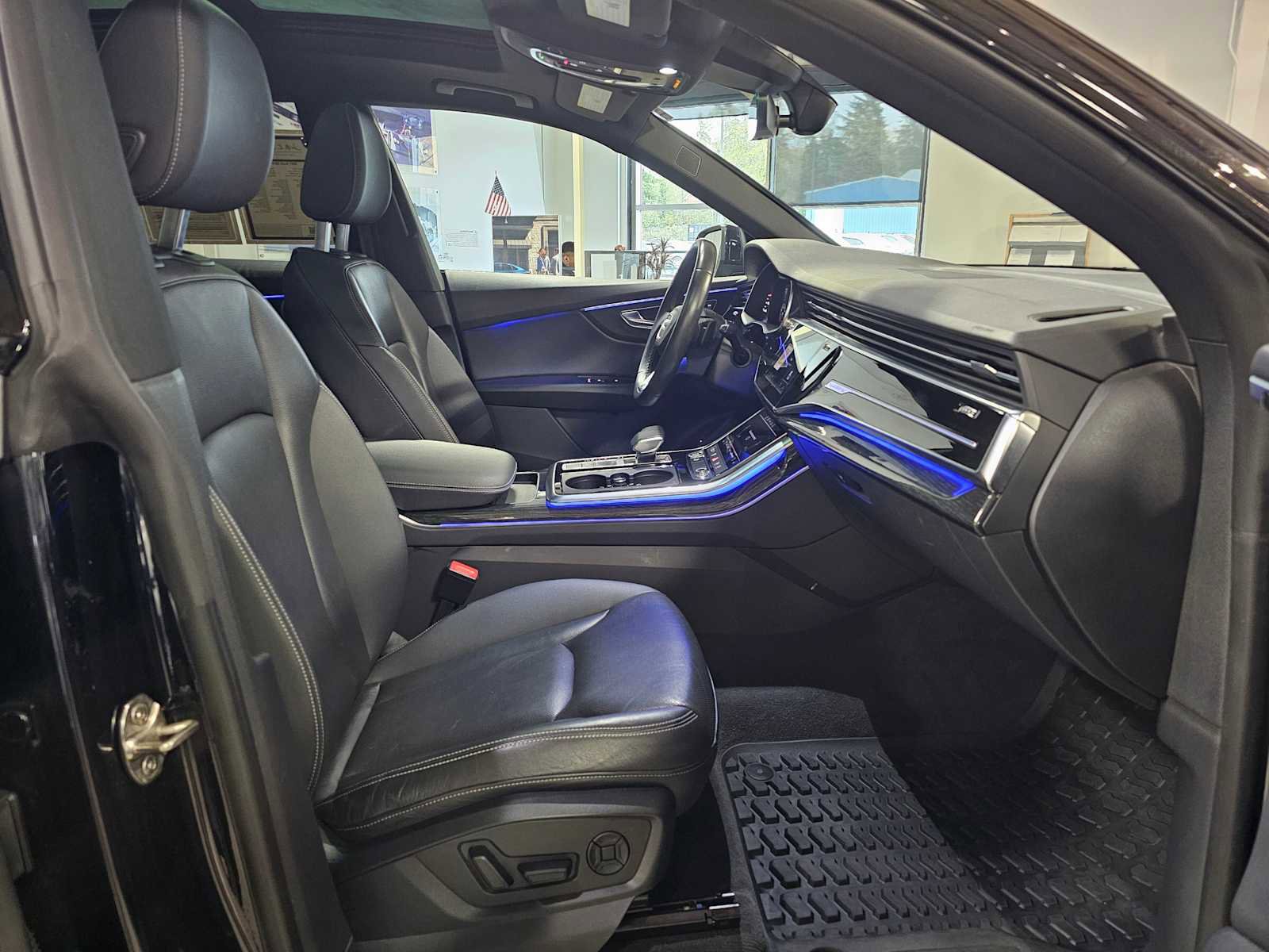 Used 2021 Audi Q8 Premium Plus w/ Premium Plus Package image 11