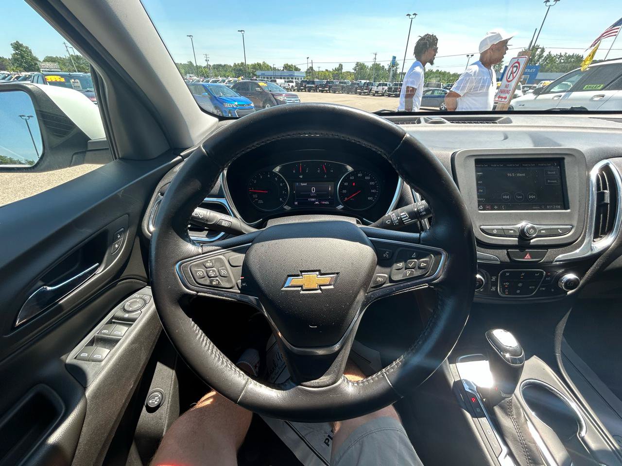 Used 2019 Chevrolet Equinox LT w/ Driver Convenience Package FWD image 27