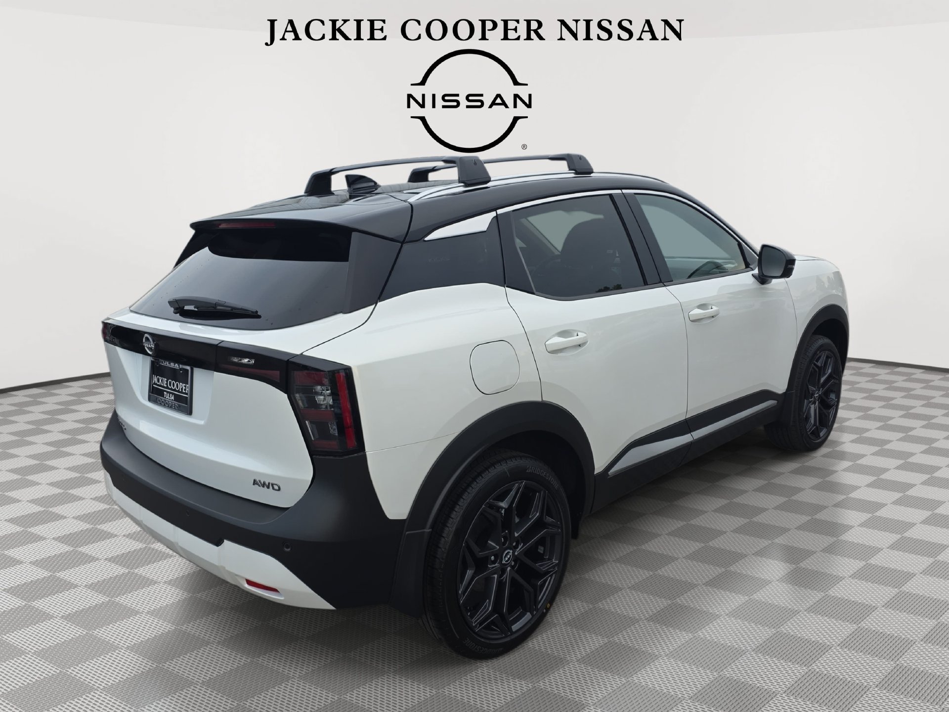 New 2027 Nissan Kicks SR w/ SR Premium Package AWD/4WD image 5