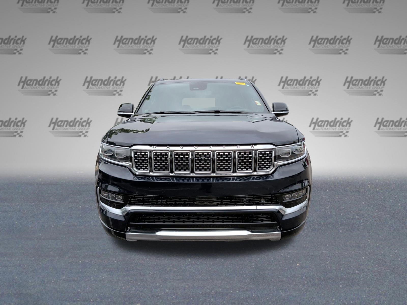 Used 2023 Jeep Grand Wagoneer Series III image 5