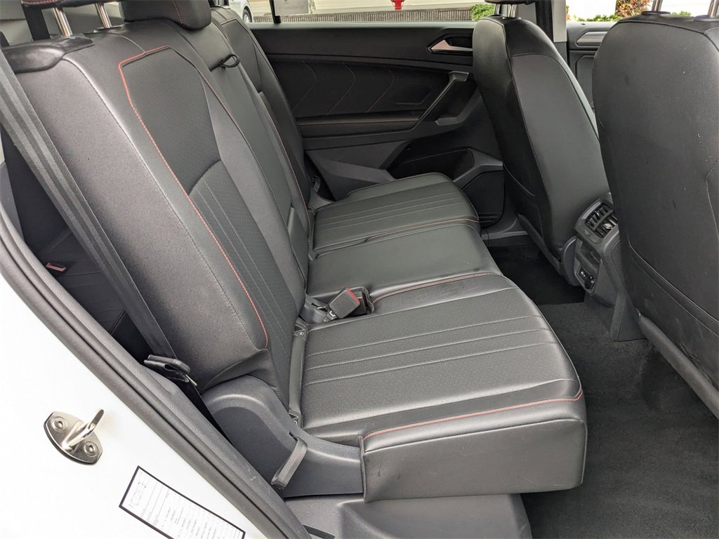 Used 2024 Volkswagen Tiguan Wolfsburg Edition image 29