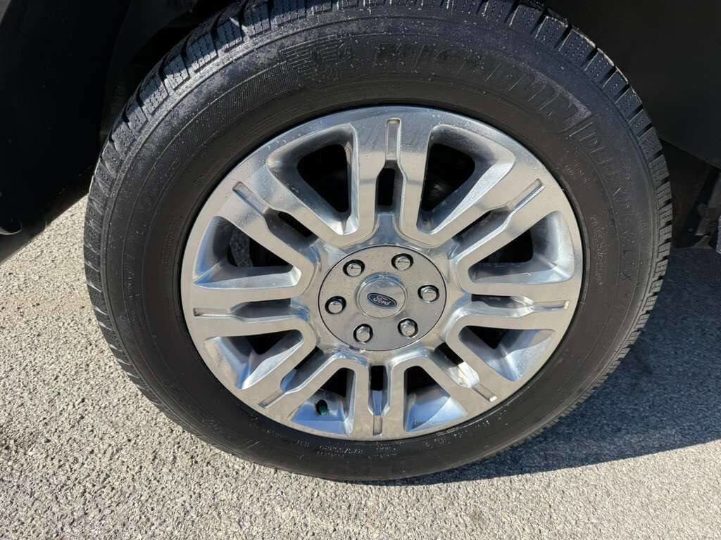 Used 2014 Ford Expedition EL Limited w/ Equipment Group 301A AWD/4WD image 20