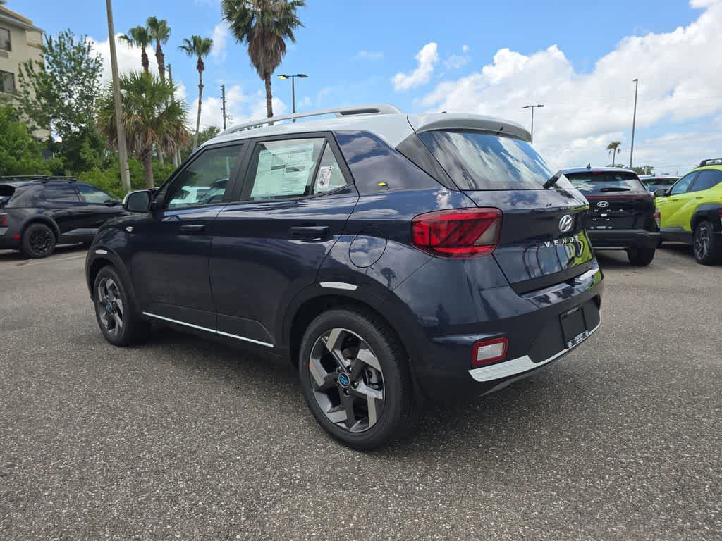 New 2026 Hyundai Venue SEL FWD image 4