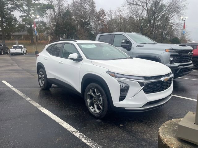 New 2026 Chevrolet Trax LT
