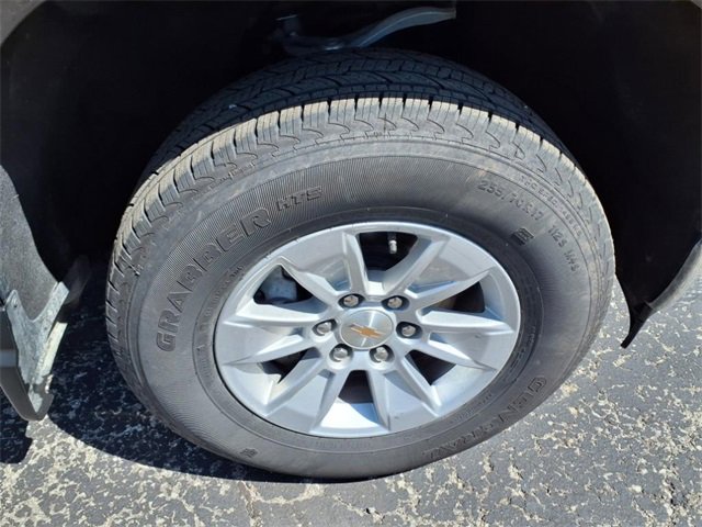 Used 2025 Chevrolet Silverado 1500 LT image 38