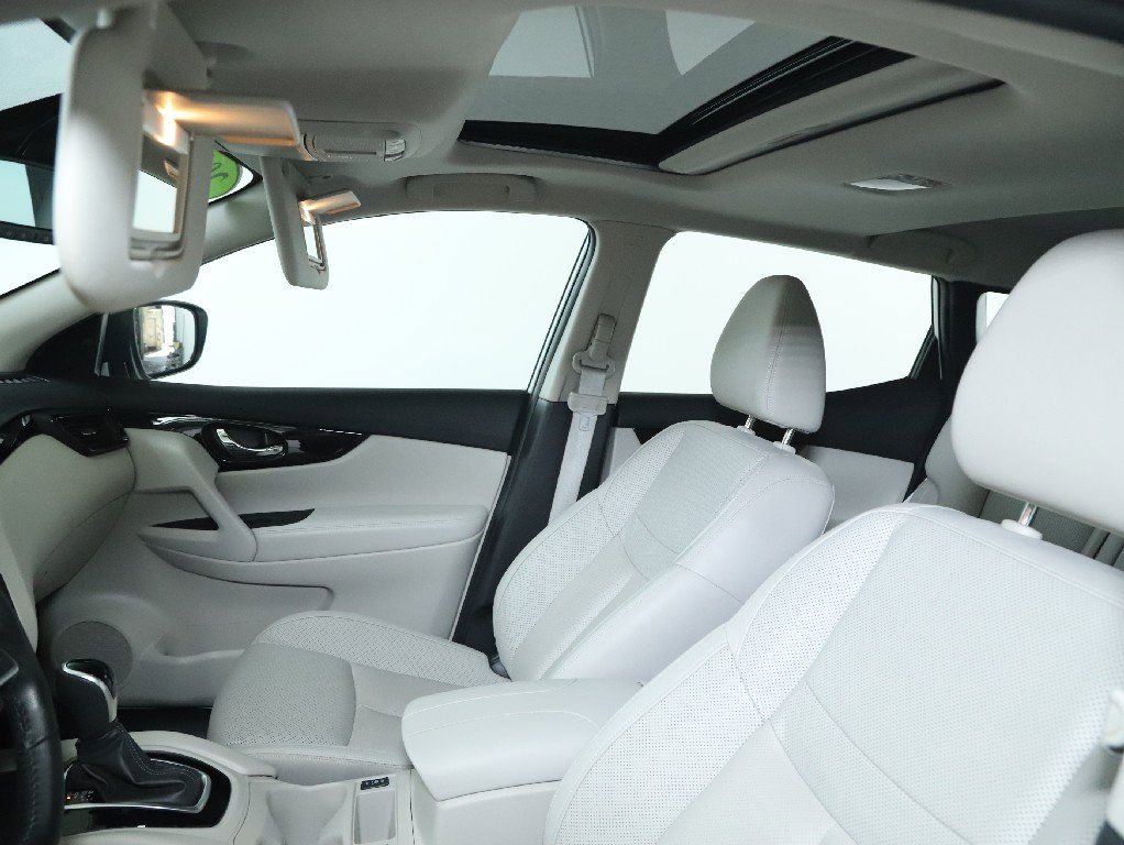 Certified 2022 Nissan Rogue Sport SL w/ Premium Package image 22