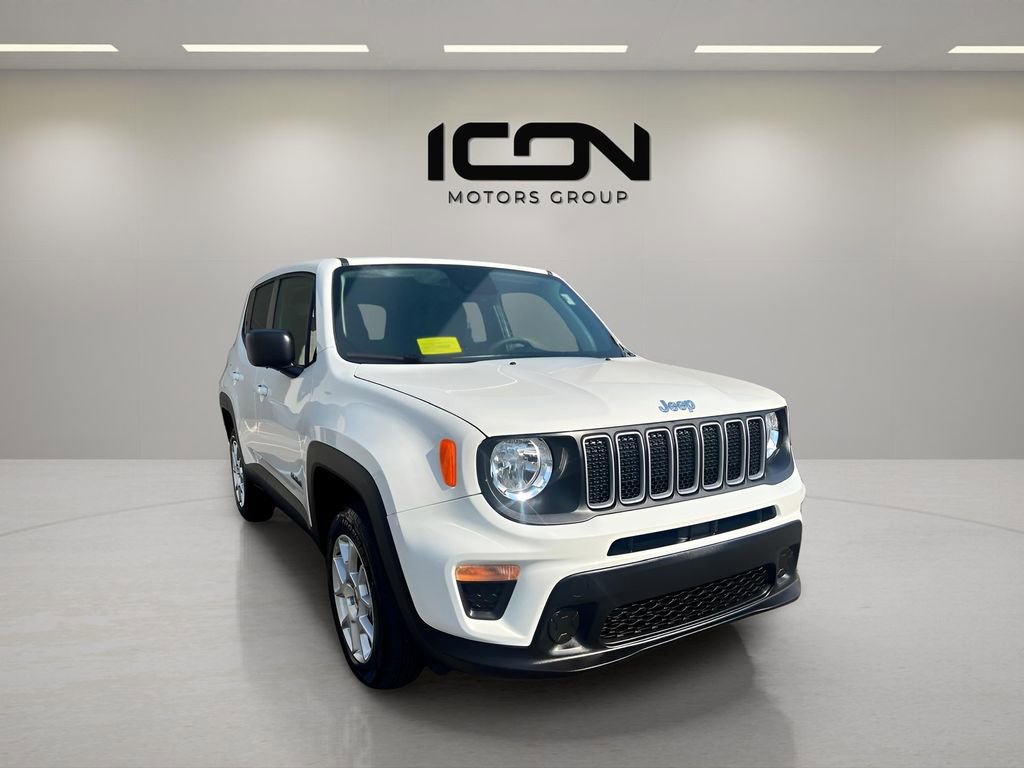 Used 2023 Jeep Renegade Latitude image 4