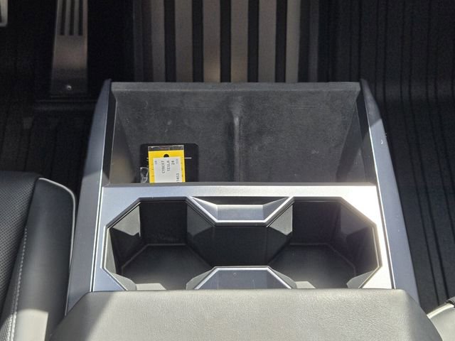 Used 2024 Tesla Cybertruck AWD Crew Cab image 18