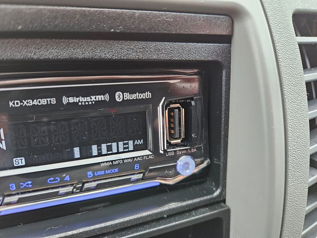 Used 2008 Nissan Frontier SE w/ SE Value Truck Pkg image 22