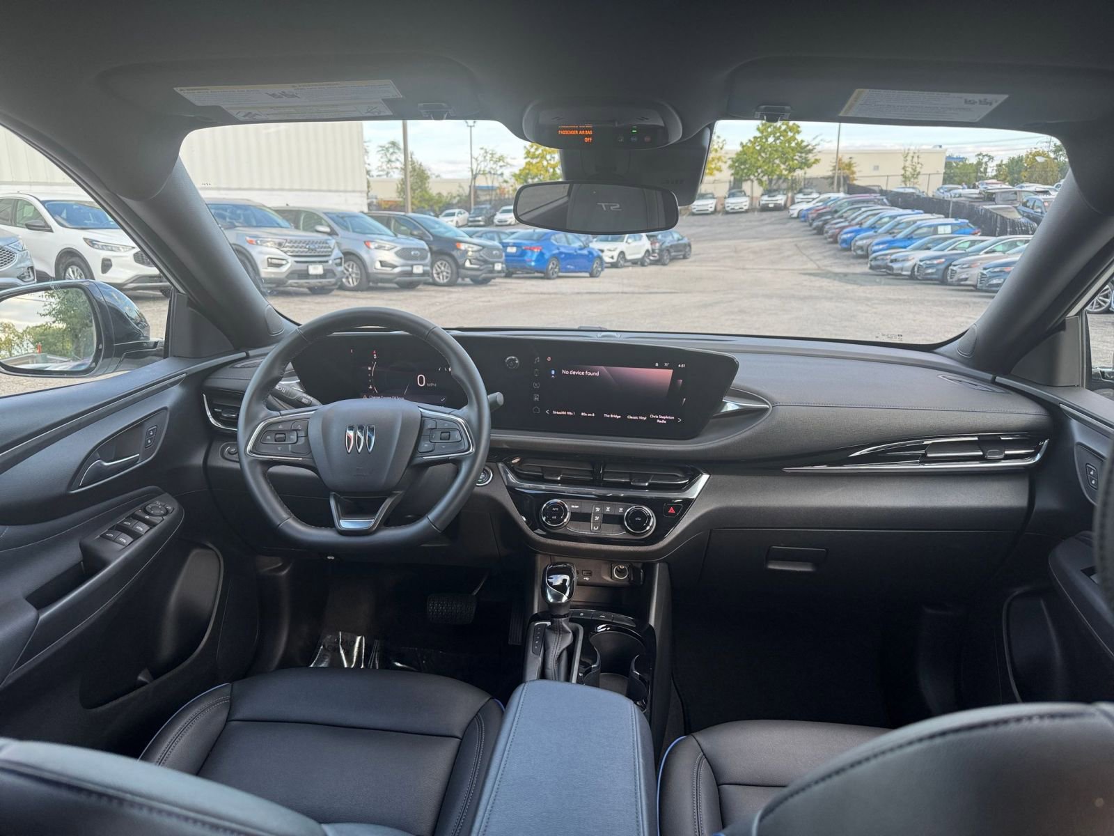 Used 2025 Buick Envista Sport Touring image 31