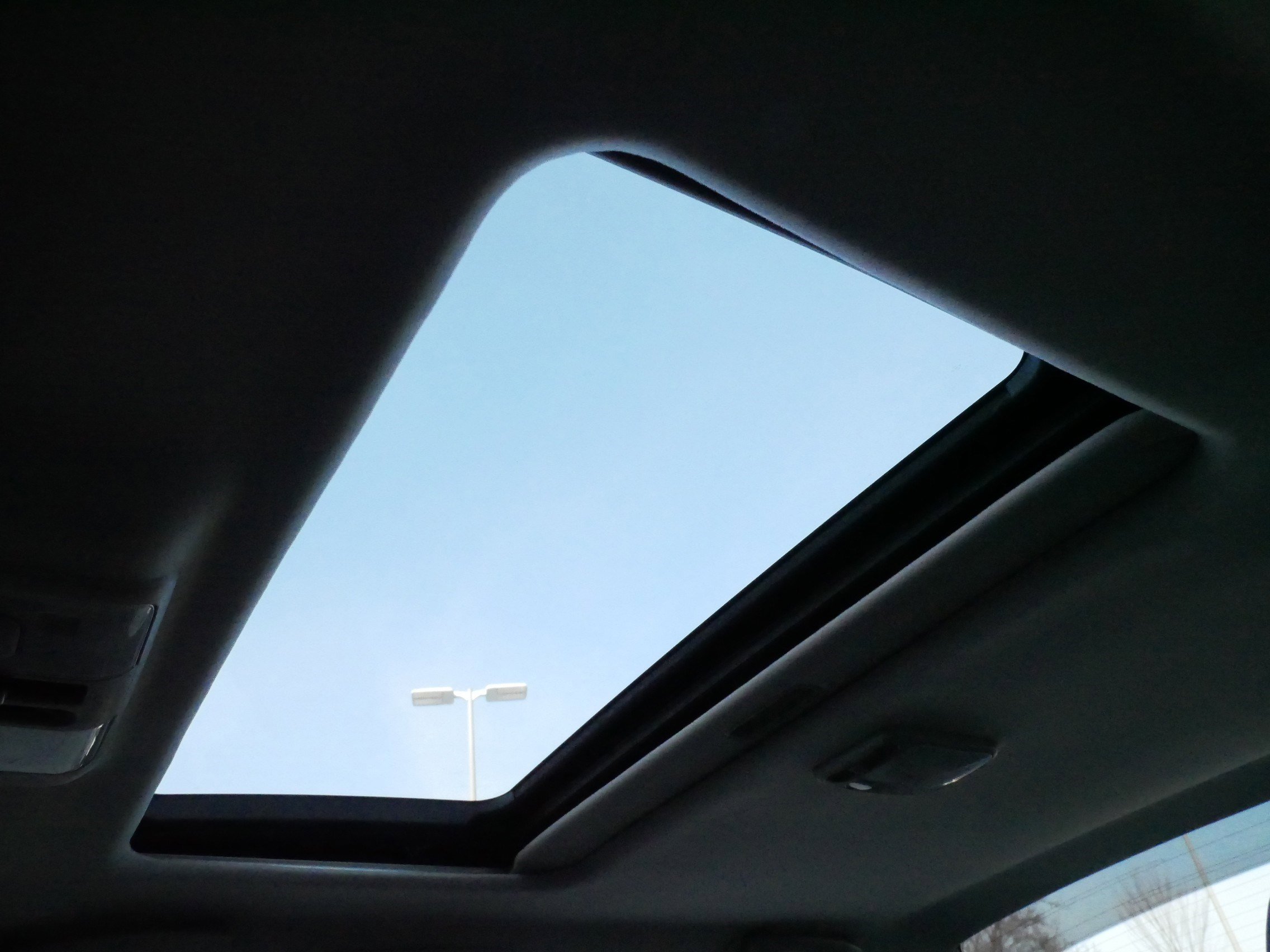 Used 2003 Nissan Maxima GLE image 28