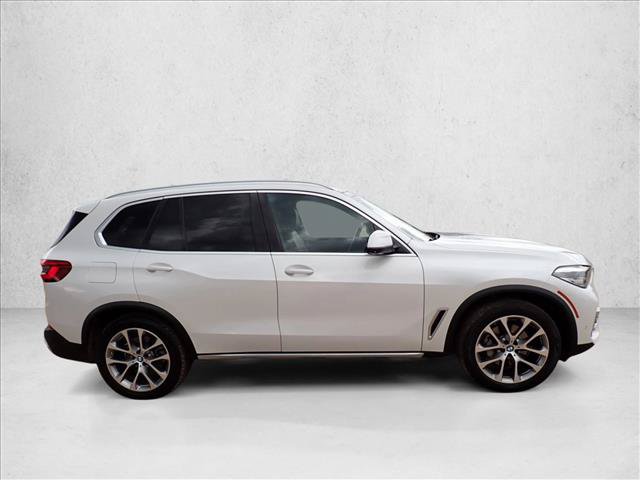 Used 2019 BMW X5 xDrive40i w/ Premium Package AWD/4WD image 5