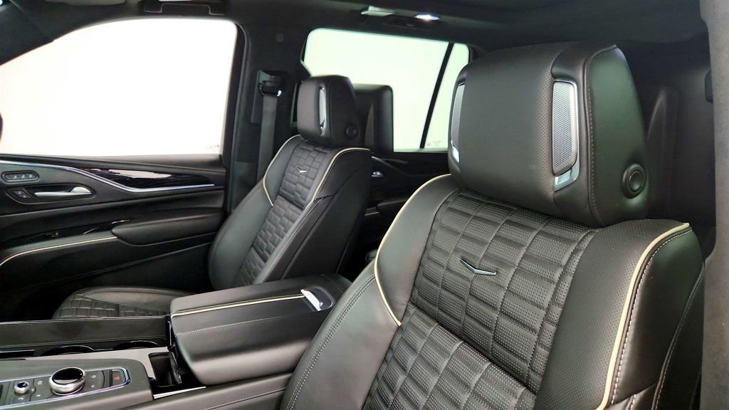 Used 2023 Cadillac Escalade V image 20